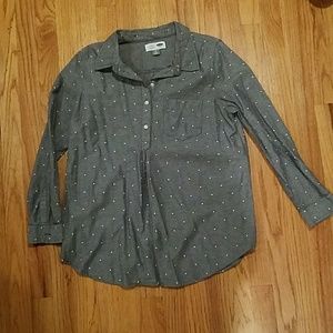 Gap chambray polka dot half button down top
